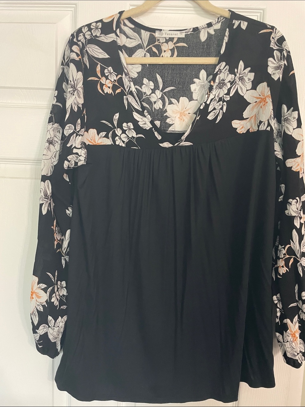 Floral Yoke Black V-Neck Tunic with Cream Accents